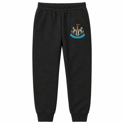 Newcastle United FC youth jogger sweatpants, Black, Youth Large ages 10–12